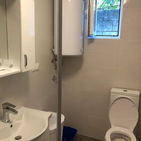 House In With Garden Holiday home