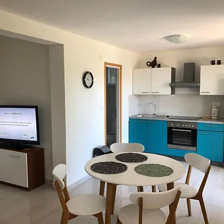 Holiday home House In With Garden *